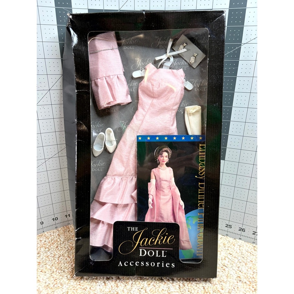 Franklin Mint Jackie Doll Embassy Dinner Pink Gown Outfit Accessories Set Boxed